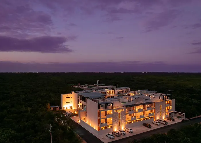 Otonomus Apartahotel *